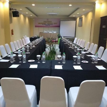 Grand Madani Hotel Mataram Eksteriør bilde