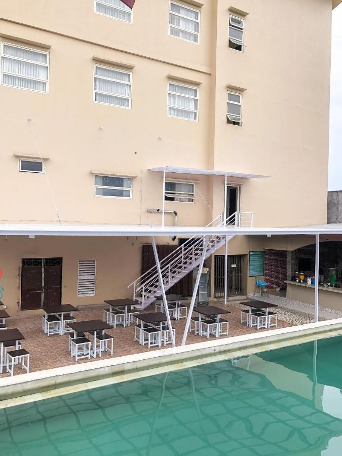 Grand Madani Hotel Mataram Eksteriør bilde