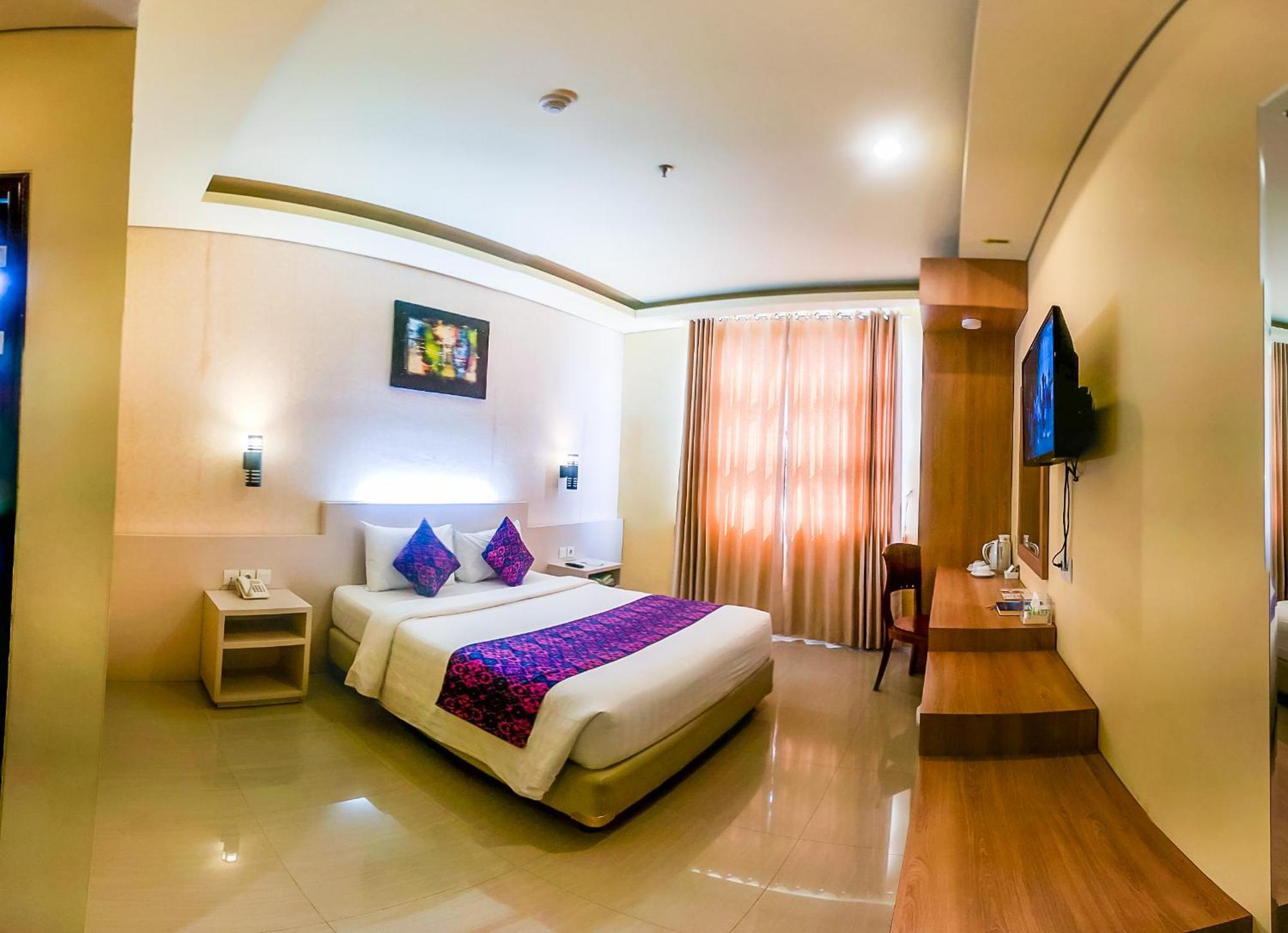 Grand Madani Hotel Mataram Eksteriør bilde
