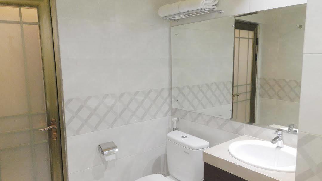 Grand Madani Hotel Mataram Eksteriør bilde