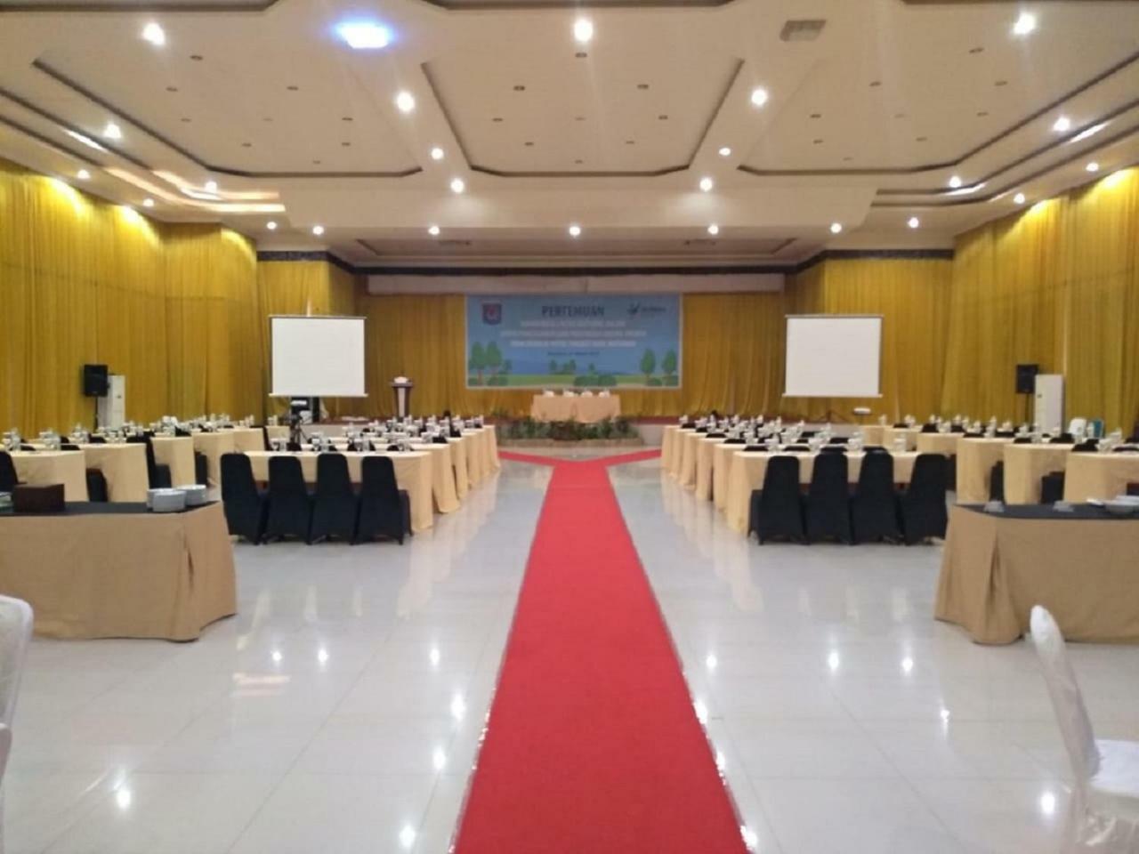 Grand Madani Hotel Mataram Eksteriør bilde